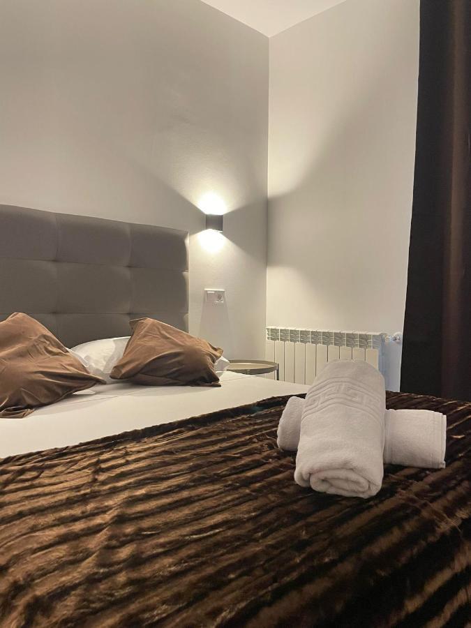 Hostal Arenal Madrid Exterior foto
