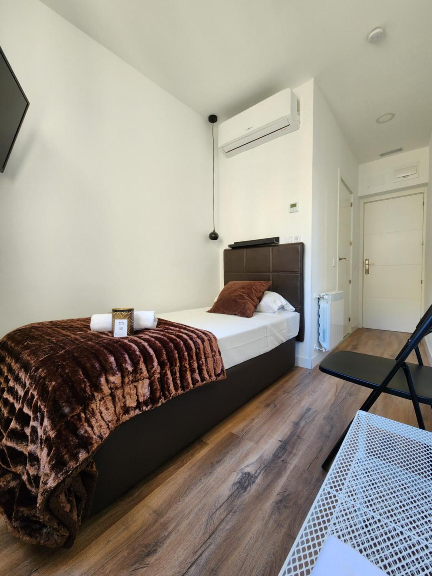 Hostal Arenal Madrid Exterior foto