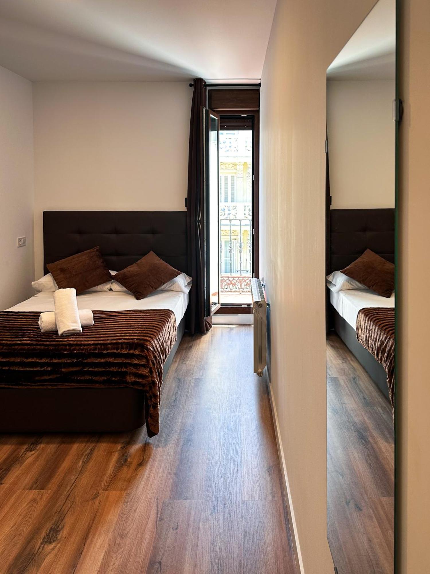 Hostal Arenal Madrid Exterior foto